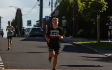 XVIII Og&oacute;lnopolski Bieg Szlakiem 3 Wież - Owocowe Biegi Uliczne Dzieci i Młodzieży 31