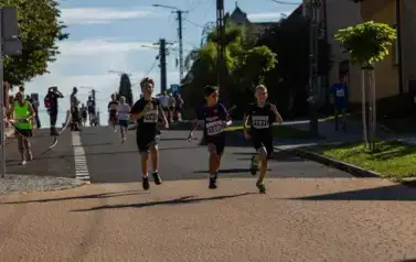 XVIII Og&oacute;lnopolski Bieg Szlakiem 3 Wież - Owocowe Biegi Uliczne Dzieci i Młodzieży 37