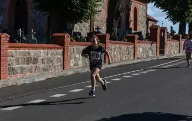 XVIII Og&oacute;lnopolski Bieg Szlakiem 3 Wież - Owocowe Biegi Uliczne Dzieci i Młodzieży 46