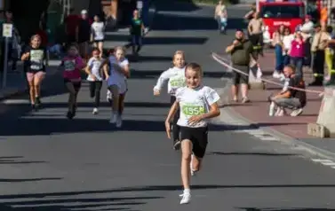 XVIII Og&oacute;lnopolski Bieg Szlakiem 3 Wież - Owocowe Biegi Uliczne Dzieci i Młodzieży 62