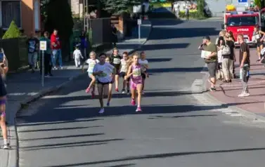 XVIII Og&oacute;lnopolski Bieg Szlakiem 3 Wież - Owocowe Biegi Uliczne Dzieci i Młodzieży 66