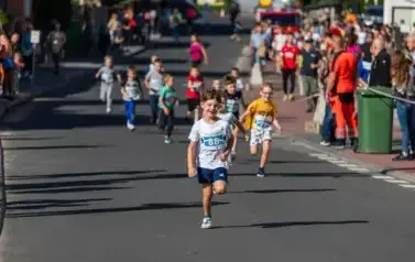 XVIII Og&oacute;lnopolski Bieg Szlakiem 3 Wież - Owocowe Biegi Uliczne Dzieci i Młodzieży 77