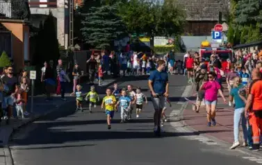XVIII Og&oacute;lnopolski Bieg Szlakiem 3 Wież - Owocowe Biegi Uliczne Dzieci i Młodzieży 85