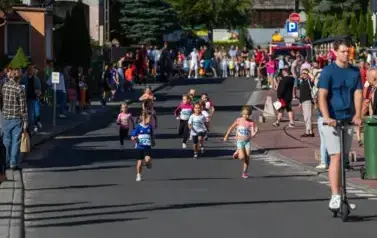 XVIII Og&oacute;lnopolski Bieg Szlakiem 3 Wież - Owocowe Biegi Uliczne Dzieci i Młodzieży 88