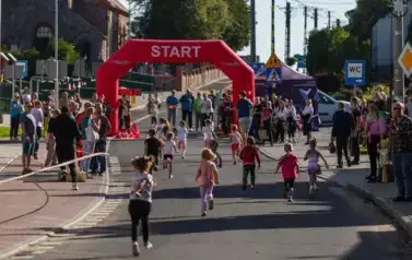 XVIII Og&oacute;lnopolski Bieg Szlakiem 3 Wież - Owocowe Biegi Uliczne Dzieci i Młodzieży 91