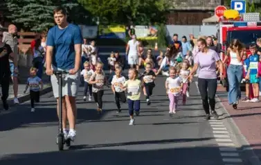 XVIII Og&oacute;lnopolski Bieg Szlakiem 3 Wież - Owocowe Biegi Uliczne Dzieci i Młodzieży 105