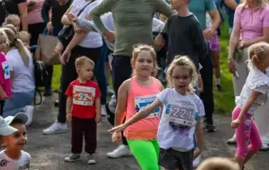 XVIII Og&oacute;lnopolski Bieg Szlakiem 3 Wież - Owocowe Biegi Uliczne Dzieci i Młodzieży 142