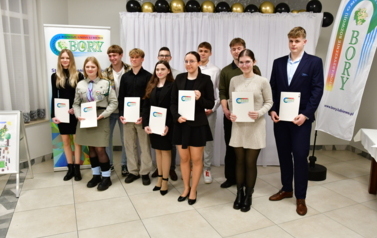 Rozdanie nagr&oacute;d dla uczni&oacute;w szk&oacute;ł ponadpodstawowych 2