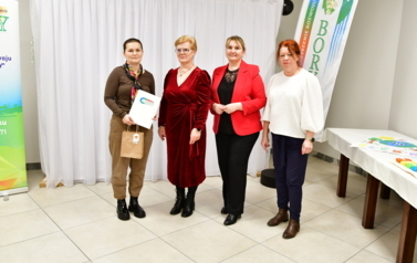 Rozdanie nagr&oacute;d dla uczni&oacute;w szk&oacute;ł ponadpodstawowych 10