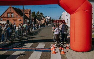 XIX Og&oacute;lnopolski Ekologiczny Bieg Krainy 3. Wież nad Borami &ndash; Owocowe Biegi Uliczne Dzieci i Młodzieży 4