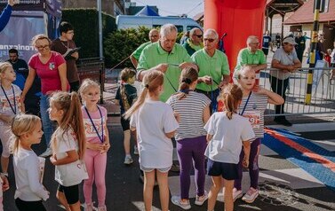 XIX Og&oacute;lnopolski Ekologiczny Bieg Krainy 3. Wież nad Borami &ndash; Owocowe Biegi Uliczne Dzieci i Młodzieży 5