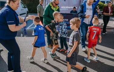 XIX Og&oacute;lnopolski Ekologiczny Bieg Krainy 3. Wież nad Borami &ndash; Owocowe Biegi Uliczne Dzieci i Młodzieży 30