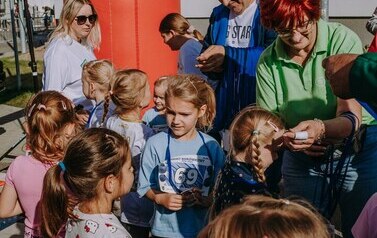XIX Og&oacute;lnopolski Ekologiczny Bieg Krainy 3. Wież nad Borami &ndash; Owocowe Biegi Uliczne Dzieci i Młodzieży 45