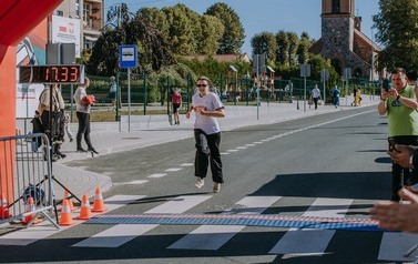 XIX Og&oacute;lnopolski Ekologiczny Bieg Krainy 3. Wież nad Borami &ndash; Owocowe Biegi Uliczne Dzieci i Młodzieży 97