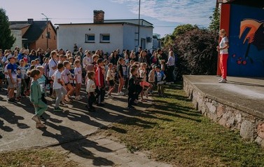 XIX Og&oacute;lnopolski Ekologiczny Bieg Krainy 3. Wież nad Borami &ndash; Owocowe Biegi Uliczne Dzieci i Młodzieży 124