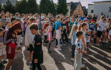 XIX Og&oacute;lnopolski Ekologiczny Bieg Krainy 3. Wież nad Borami &ndash; Owocowe Biegi Uliczne Dzieci i Młodzieży 126