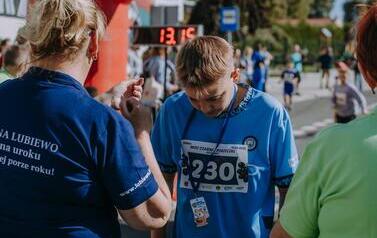 XIX Og&oacute;lnopolski Ekologiczny Bieg Krainy 3. Wież nad Borami &ndash; Owocowe Biegi Uliczne Dzieci i Młodzieży 129