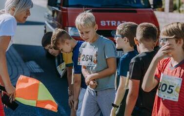 XIX Og&oacute;lnopolski Ekologiczny Bieg Krainy 3. Wież nad Borami &ndash; Owocowe Biegi Uliczne Dzieci i Młodzieży 165