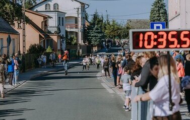 XIX Og&oacute;lnopolski Ekologiczny Bieg Krainy 3. Wież nad Borami &ndash; Owocowe Biegi Uliczne Dzieci i Młodzieży 193