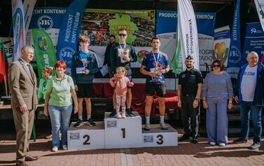 XIX Bieg Krainy 3. Wież nad Borami - wręczanie puchar&oacute;w i nagr&oacute;d 5