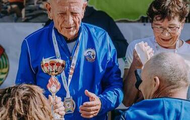 XIX Bieg Krainy 3. Wież nad Borami - wręczanie puchar&oacute;w i nagr&oacute;d 21
