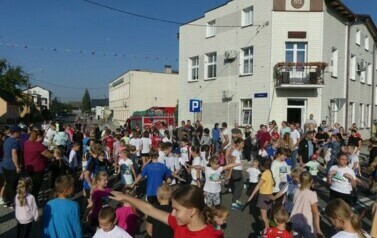 XVII BIEG KRAINY 3 WIEŻ - BIEGI ULICZNE DZIECI I MŁODZIEŻY 54
