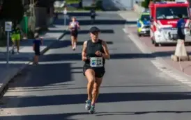 XVIII Og&oacute;lnopolski Bieg Szlakiem 3 Wież nad Borami  - Bieg głowny - 10 km 50