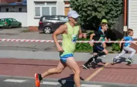 XVIII Og&oacute;lnopolski Bieg Szlakiem 3 Wież nad Borami  - Bieg głowny - 10 km 93