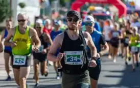 XVIII Og&oacute;lnopolski Bieg Szlakiem 3 Wież nad Borami  - Bieg głowny - 10 km 104