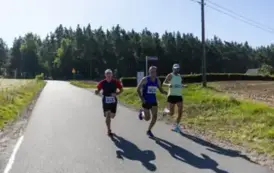 XVIII Og&oacute;lnopolski Bieg Szlakiem 3 Wież nad Borami  - Bieg głowny - 10 km 113
