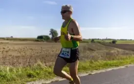 XVIII Og&oacute;lnopolski Bieg Szlakiem 3 Wież nad Borami  - Bieg głowny - 10 km 125