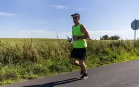 XVIII Og&oacute;lnopolski Bieg Szlakiem 3 Wież nad Borami  - Bieg głowny - 10 km 131