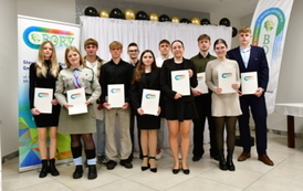 Rozdanie nagr&oacute;d dla uczni&oacute;w szk&oacute;ł ponadpodstawowych 3