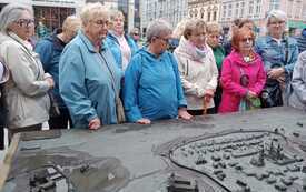 Wycieczka senior&oacute;w do Bydgoszczy 10